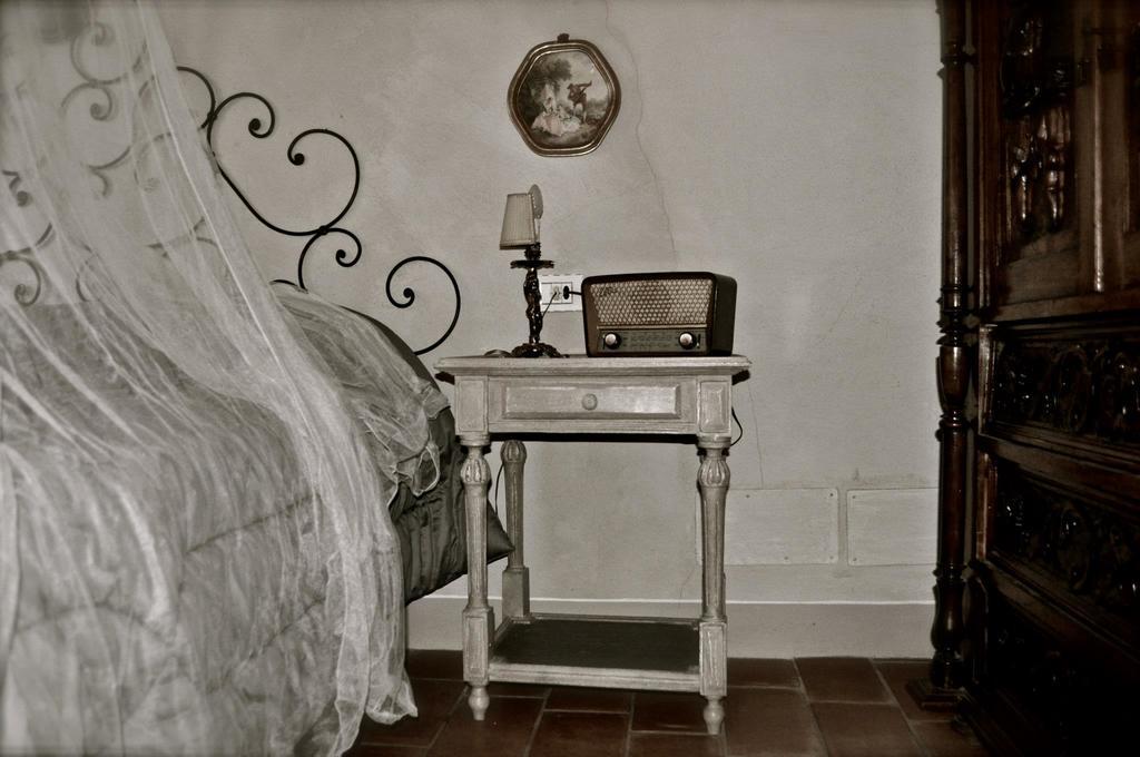 Pomarancio Bnb Saludecio ห้อง รูปภาพ