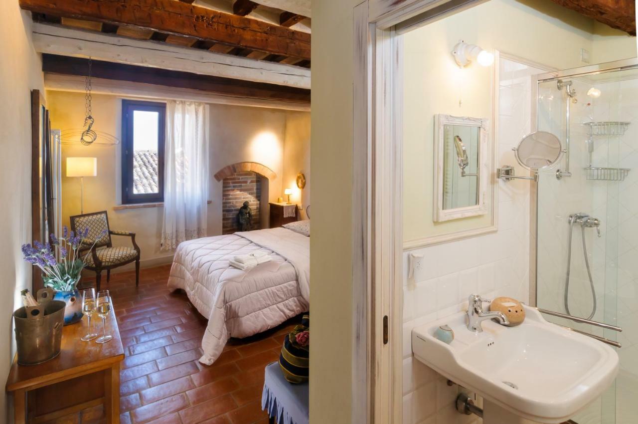 Pomarancio Bnb Saludecio ภายนอก รูปภาพ